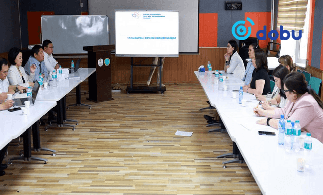 НИТХ-ын эмэгтэйчүүдийн зөвлөл амаржих газруудын удирдлагуудтай уулзаж санал солилцлоо