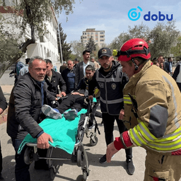 Туркт 14 настай сурагч сургуульдаа галт зэвсэг ашиглан халдлага үйлдэж, есөн хүний аминд хүрчээ