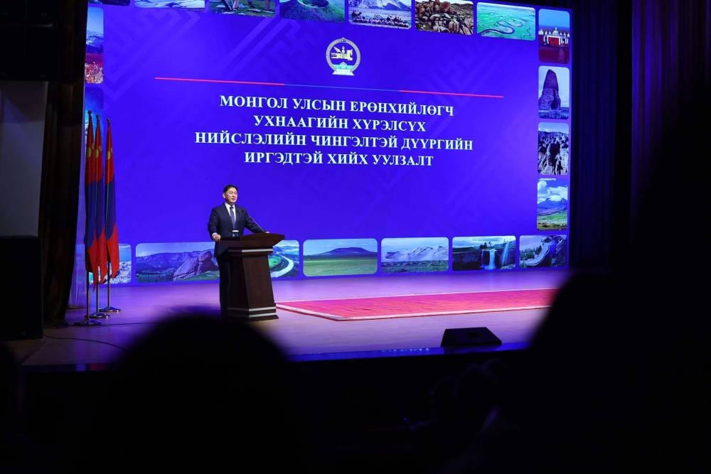 Ерөнхийлөгч У.Хүрэлсүх Чингэлтэй дүүргийн иргэдтэй уулзлаа