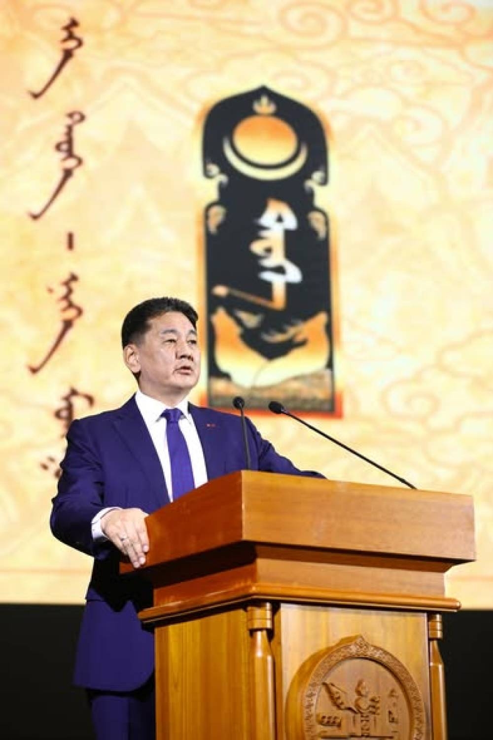 У.Хүрэлсүх: Түүх бол өнгөрснөө тунгааж, өнөөдрөө бүтээн, ирээдүйгээ цогцлоон хөгжүүлэх үндэс суурь, төрт ёсны ой санамж