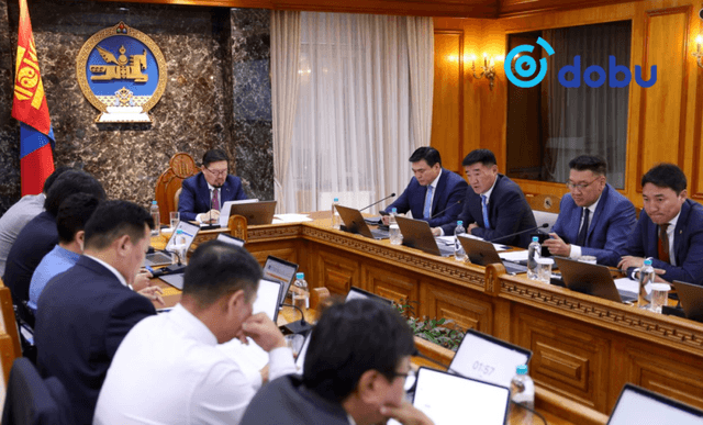 ЗАСГИЙН ГАЗАР: ТӨХК-иудын захирлуудын цалин, урамшууллын талаар хэлэлцэж байна