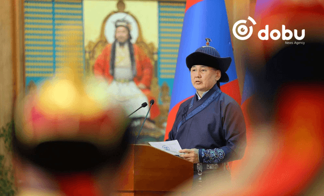 “Дэлхийн адууны өдөр”-ийн уралдаанд уясан хүлэг нь түрүүлж, айрагдсан уяачдыг шагналаа