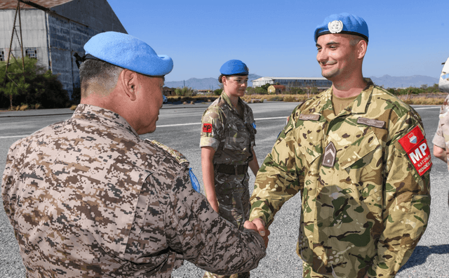 20 энхийг сахиулагчийг Кипр дэхь НҮБ-ын ажиллагаанд алба хаасны медалиар шагналаа