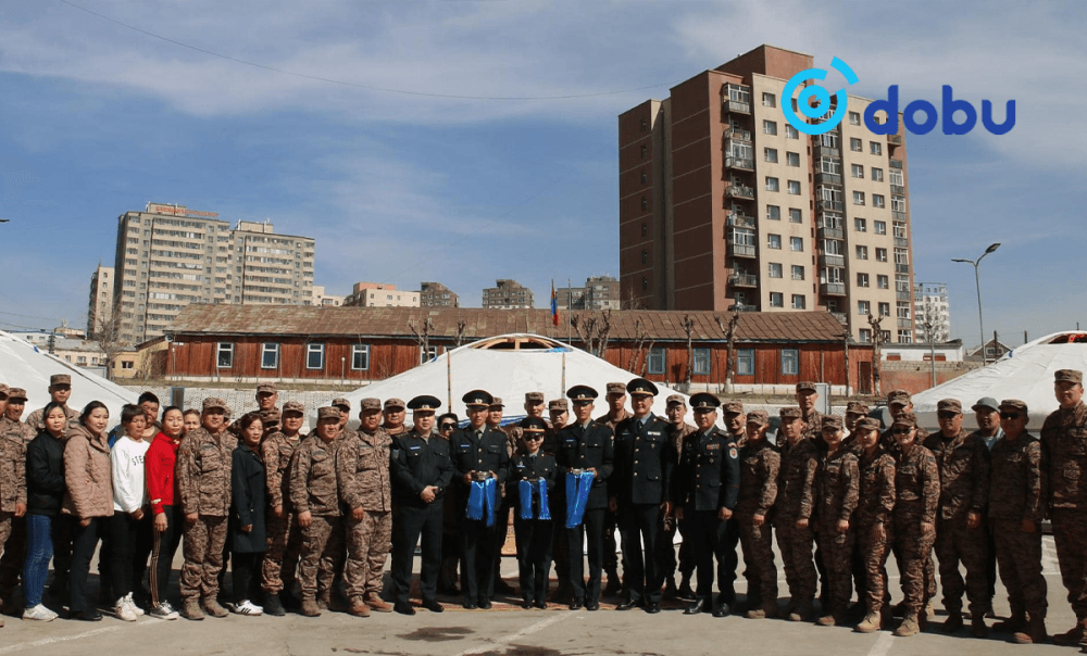 Ахлагч нарт өргөө цагаан гэр бэлэглэв