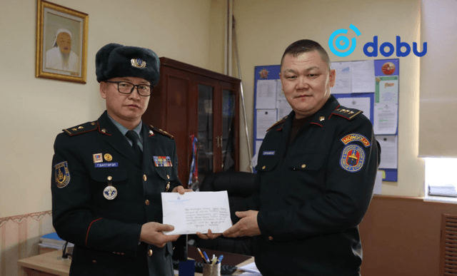 Энхийг сахиулагчид 5 сая төгрөг хандивлав