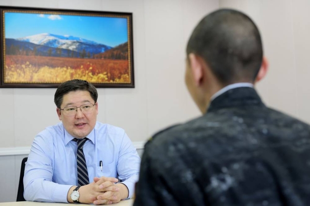 Дэд сайд Д.Мөнх-Эрдэнэ дотоодын цэргийн ангиудад хяналт шалгалт хийж байна