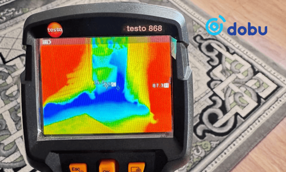 Гомдлын мөрөөр ажиллахад байшингийн хана, дээврийн уулзвараар дулаан алдагдалтай байжээ