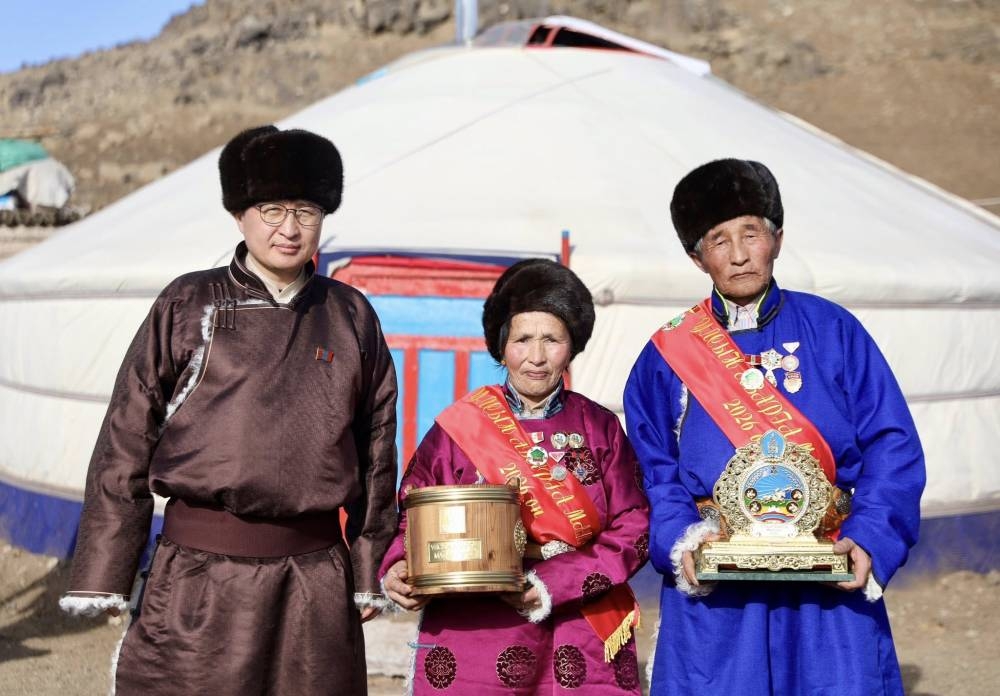 Увс аймгийн Цагаанхайрхан сумын малчин Ц.Рэнцэндоржийн гэр бүл “УЛСЫН АВАРГА МАЛЧИН” боллоо