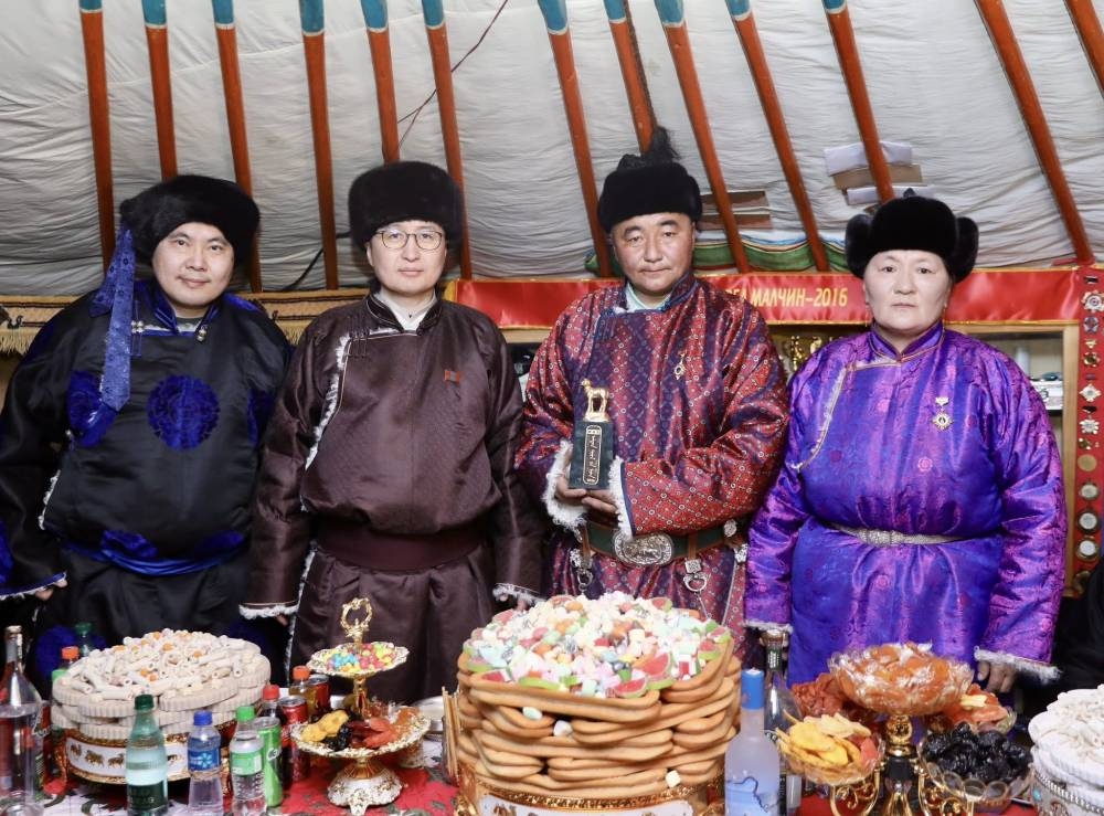 Увс аймгийн Хяргас сумын Бугат багаас “Алтан хурга”-ны эзэн тодорлоо