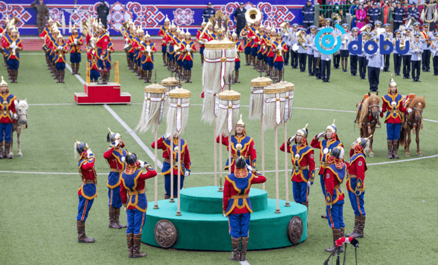 Долоодугаар сарын 10-наас эхэлж найм хоног амарна