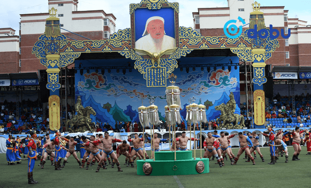 ТАНИЛЦ: Долоодугаар сарын барилдааны хуваарь