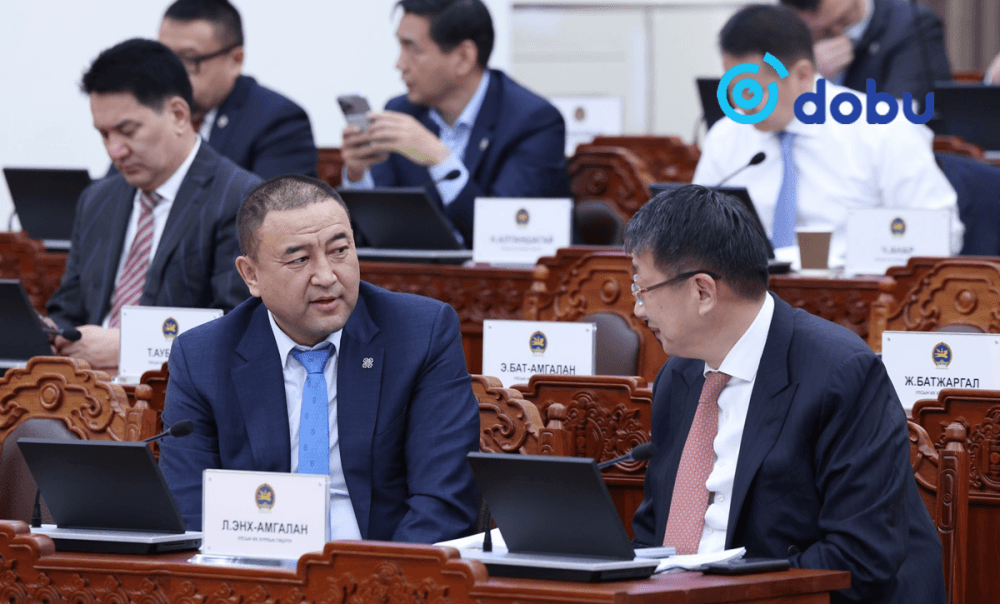 ЧУУЛГАН: Засгийн газрын гүйцэтгэлийн тайланг үргэлжлүүлэн хэлэлцэнэ