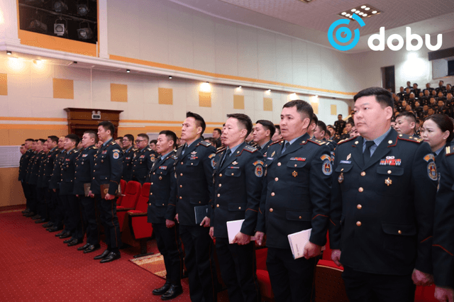 Зэвсэгт хүчний алба хаагчдын нийгмийн баталгааг сайжруулах зарим асуудлыг шийдвэрлэхээр болов