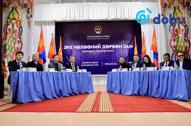 УИХ-ын дарга Н.Учрал Алтанбулаг сумын иргэдтэй уулзалт зохион байгуулж байна