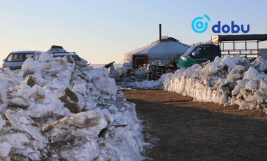 Цасан шуурганд нэрвэгдэж амь эрсэдсэн иргэдийн ар гэрт очиж эмнгэнэл илэрхийллээ