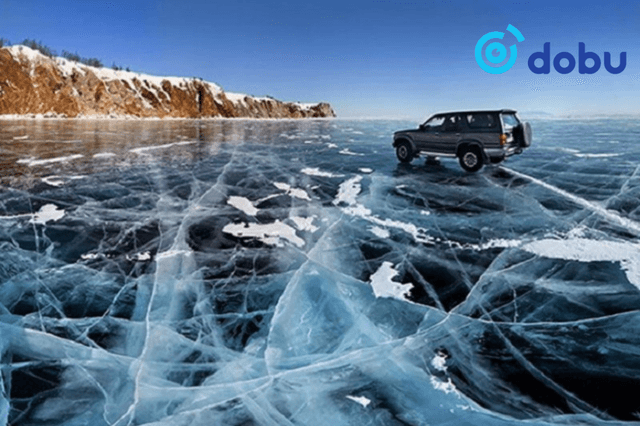 Орхон голын мөсөнд автомашин цөмөрсөн дуудлага бүртгэгджээ