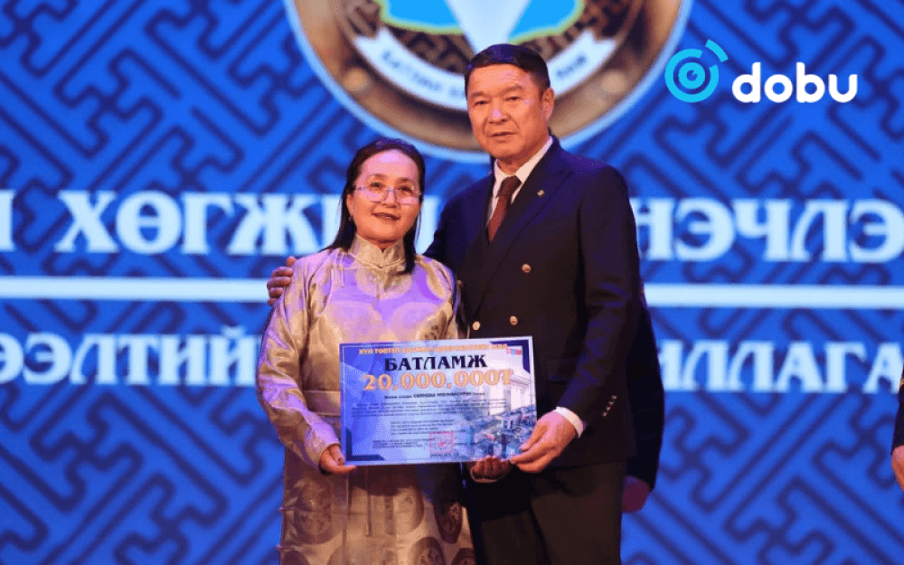 Батлан хамгаалах салбарын 100 алба хаагчид орон сууцны урьдчилгааны батламж олгожээ