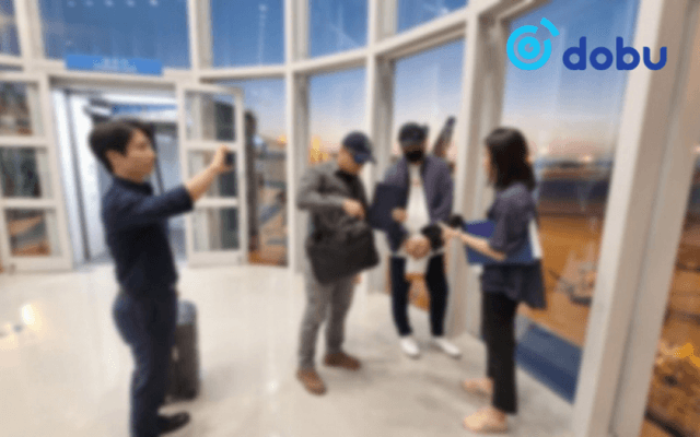 Интерполоор эрэн сурвалжилж байсан хоёр этгээдийг Казахстанаас олж, шилжүүлэн авчирчээ