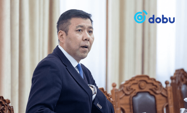 Б.Энхбаяр: Ерөнхий сайдаас болж Төрийн ордонд хошин шог цаашаа "элгийн юм" болж байна