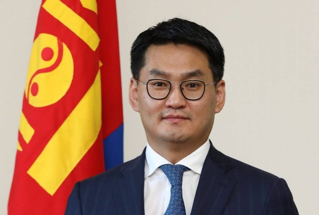 УИХ-ын гишүүн Ө.Шижир “Майн Инфо” ХХК-ийн талаарх баримтыг дэлгэв