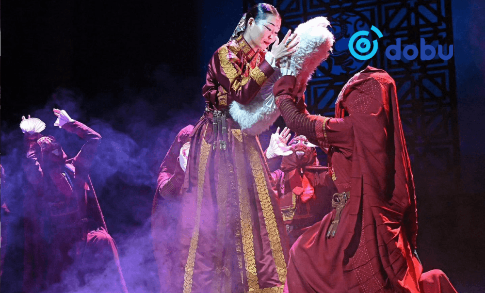 “Тамгагүй төр”-д жүжигчин У.Уранчимэгийн оронд мисс А.Баярцэцэг тоглож эхэллээ