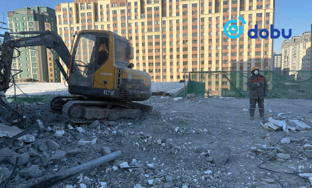 Дэлбэрэлтэд өртсөн 207 дугаар байрыг нураах ажил 70 хувьтай үргэлжилж байна