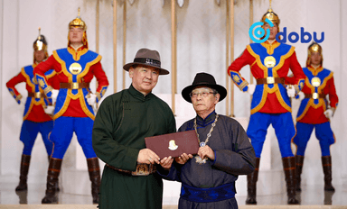 Академич Содовсүрэнгийн Нарангэрэлд “Чингис хаан” тэргүүн зэргийн одон хүртээлээ