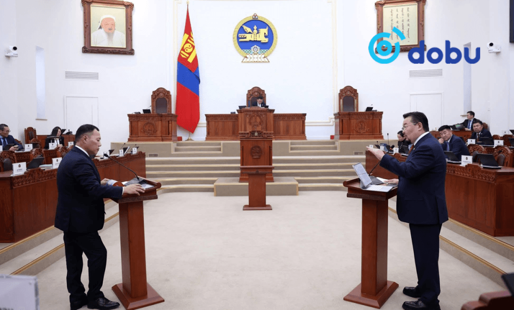 ЧУУЛГАН: АН-ын бүлгийн гишүүд сайд нартай мэтгэлцэнэ