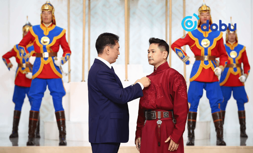 Кино урлаг үүсэж хөгжсөний 90 жилийн ойг тохиолдуулан төрийн дээд цол олголоо