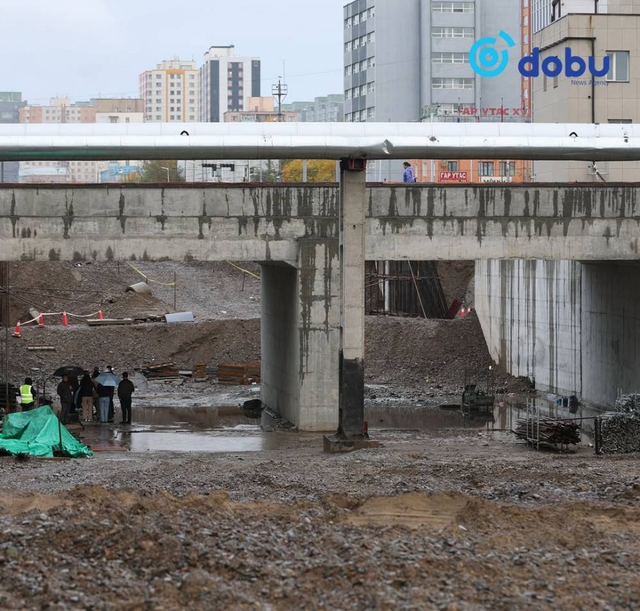 Геологийн төв лаборатори орчмын төмөр зам доогуурх нүхэн гарцын ажил 61.3 хувийн гүйцэтгэлтэй үргэлжилж байна