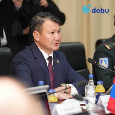 Монгол, Оросын батлан хамгаалах салбарын хамтын ажиллагааг өргөжүүлэх талаар санал солилцлоо
