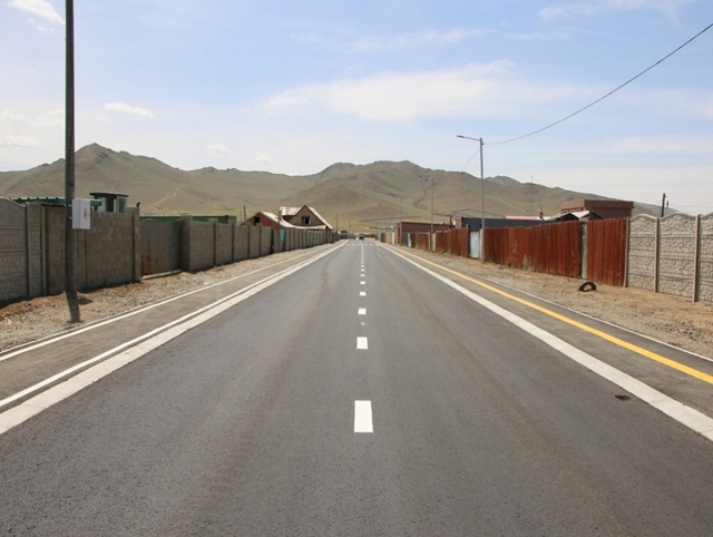 Сонгинохайрхан дүүрэгт стандарт бүхий 1.8 км зам ашиглалтад орлоо