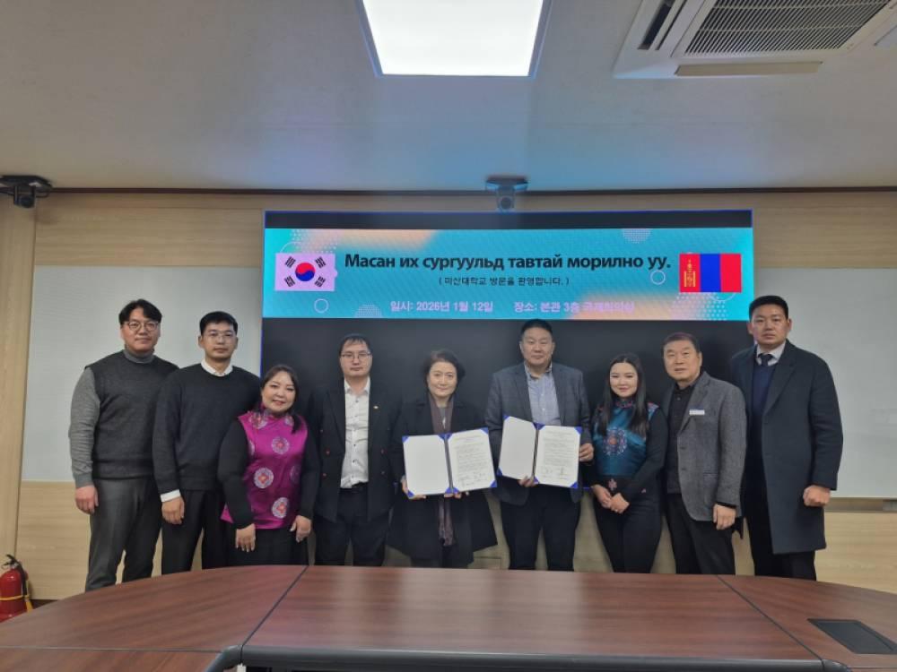 Нийслэлийн ерөнхий боловсролын 153-р сургуулийнхан Солонгост туршлага судалж явна