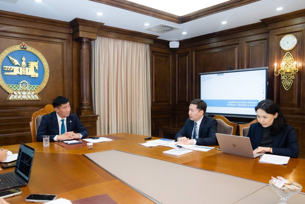 Улсын Их Хурлын дарга С.Бямбацогт Үндэсний статистикийн хорооны үйл ажиллагааны талаар мэдээлэл сонслоо