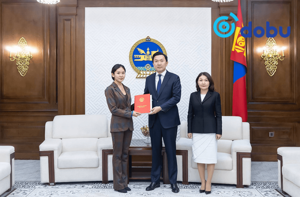 БНМАУ-ын Засгийн газарт эрх олгох тухай хууль хүчингүй болсонд тооцох тухай хуулийн төслийг өргөн мэдүүлэв