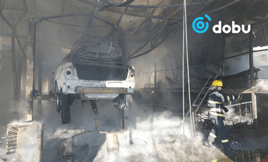 Засварын газарт гал гарч, гурван автомашин шатжээ