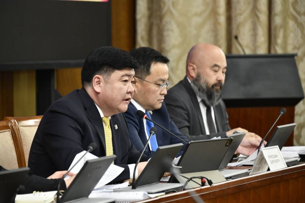 Монгол Улсын Засгийн газрын 2024-2028 оны үйл ажиллагааны хөтөлбөрийн 2025 оны гүйцэтгэл, Монгол Улсын хөгжлийн 2025 оны төлөвлөгөөний гүйцэтгэлийн тайланг хэлэлцлээ