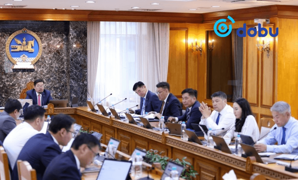 ЗАСГИЙН ГАЗАР: Ядуурлыг бууруулах хөтөлбөрийн талаар хэлэлцэж байна