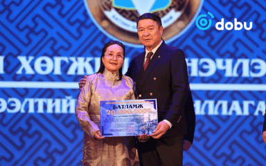 Батлан хамгаалах салбарын 100 алба хаагчид орон сууцны урьдчилгааны батламж олгожээ